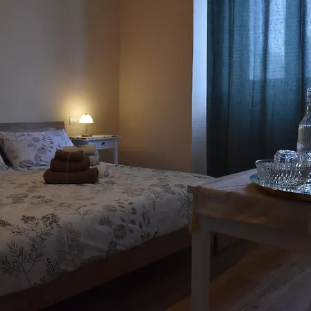 Claves Claustri - In Storico Guest house Sarteano